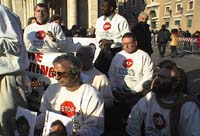 UN GIORNO AD ALTA TENSIONE - 00000543 - Gay.it Archivio