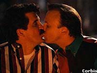 GB: L'ufficio statistiche censirà i gay - 0107 coppia3 3 - Gay.it Archivio