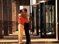 Libri: come tutelare la coppia di fatto - 0107 coppia bacio 4 - Gay.it Archivio