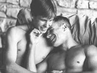HIV: PIU" INFORMAZIONE, PIU" SALUTE - 0112 ragazzi teneri 1 - Gay.it Archivio