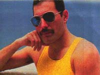 MUSICA GAYA SOTTO L'ALBERO - 0115 freddiemercury - Gay.it Archivio
