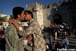 Parigi contro le esecuzioni gay in Arabia - 0244 arabkiss - Gay.it Archivio