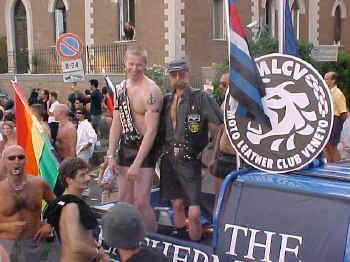 BILANCIO DI UN TRIONFO - 0244 leather - Gay.it Archivio