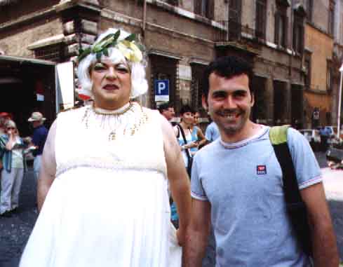 QX INTERVISTA PLATINETTE - 0244 plati1 - Gay.it Archivio