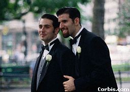 QUANDO I GAY ARRIVANO DA DESTRA - 0251 sposi2 2 - Gay.it Archivio