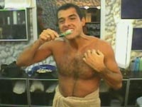 GF2: GIORNO 21 - 10 03lavadenti - Gay.it Archivio