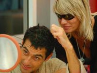 GF2: GIORNO 30 - 10 19mascia ale - Gay.it Archivio