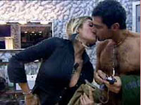 GF2: GIORNO 47 - 11 05 alemascia - Gay.it Archivio