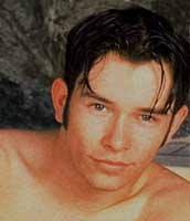STEPHEN GATELY: BELLO, GAY E OUT! - 31 - Gay.it Archivio