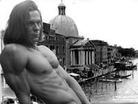 PRINCIPE NERO ALL'OBIETTIVO - Arria2 - Gay.it Archivio