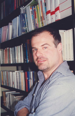 'ALLA REGIONE LAZIO SERVONO GAY' - Croce libreria2 - Gay.it Archivio