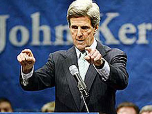 KERRY BATTE BUSH: GRAZIE, TV - John F Kerry - Gay.it Archivio
