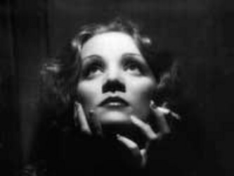 MESTRE, CINEMA DELL'ORGOGLIO - Marlene3 - Gay.it Archivio
