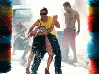 TUTTI ALL'AGRIFUTURISMO TRANS - Mater Natura 3 - Gay.it Archivio