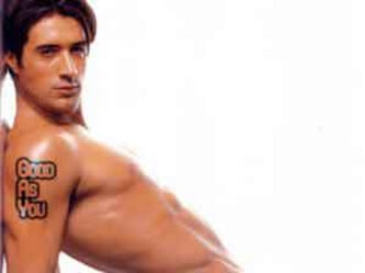 RIDERE COMBATTE L'AIDS - Matessich1 - Gay.it Archivio