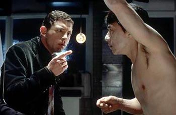 EROTISMO E KUNGFU: AL CINEMA - Medallion 2 - Gay.it Archivio