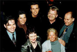 SYDNEY GAY CARNAVAL - Members of the 2001 queerscreen board - Gay.it Archivio