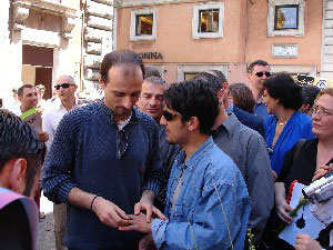 LE COPPIE GAY CI SONO - Pacs day Roma 2005 3 2 - Gay.it Archivio