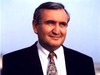 FRANCIA, GAY AL GOVERNO - Raffarin 1 - Gay.it Archivio