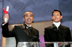 PALMA 'DOC' E UN PREMIO GAY - Tropical Malady premio - Gay.it Archivio