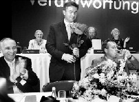E due: anche a Berlino un sindaco gay - Wowereit - Gay.it Archivio