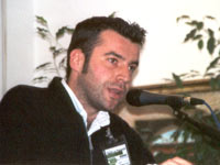 QUESTO PRIDE S'HA DA FARE - ZAN congresso 2002 2 1 - Gay.it Archivio