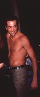 ALE COME KEANU REEVES - ale iscr03 - Gay.it Archivio