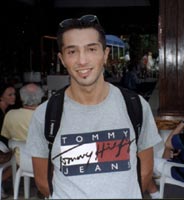 ALE COME KEANU REEVES - ale iscr04 - Gay.it Archivio