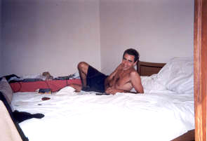 ALEX A CENA CON DIO - alex iscr11 - Gay.it Archivio
