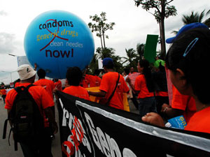AIDS: BANGKOK SCOPPIA LA PROTESTA - bangkok aids4 1 - Gay.it Archivio
