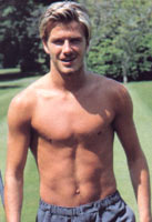 BECKHAM, QUANDO IL CALCIO SI FA SEXY - beckham5 - Gay.it Archivio
