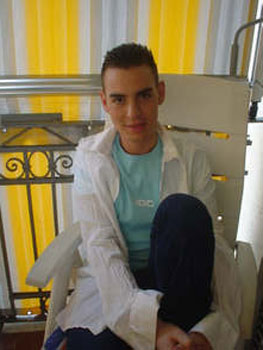 LUCA DA PROTEGGERE - bellino05 - Gay.it Archivio