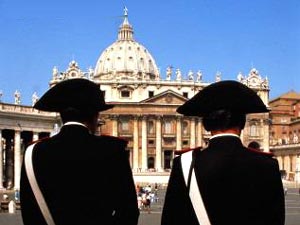 Roma: la Provincia lancia il Forum Glbt - carabinieri vaticano - Gay.it Archivio