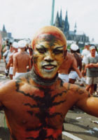 UN'EUROPA FATTA PER NOI - colonia 2001pride01 - Gay.it Archivio