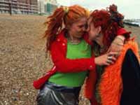 "GAY ITALIANI, DATEVI UNA MOSSA!" - coppia4 - Gay.it Archivio