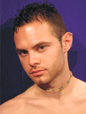 IL PIÙ BELLO DEL REAME - dario mrfriendly - Gay.it Archivio