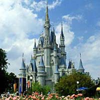 Aereo gay non può sorvolare Disneyworld - ev2 disney7 - Gay.it Archivio