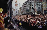 ESTATE 2001: GLI EVENTI GAY NEL MONDO - ev3 monacopride5 - Gay.it Archivio