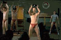 SPOGLIARELLISTA CERCASI - fullmonty03 - Gay.it Archivio