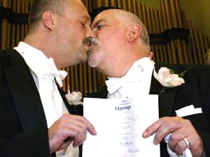 Canada: Quebec, primo matrimonio omosessuale - gay marriage canada2 1 - Gay.it Archivio