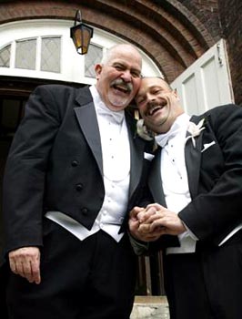 PRESTO NOZZE GAY IN CANADA - gay marriage canada3 - Gay.it Archivio