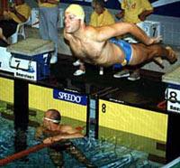 SCALDANDO I MUSCOLI - gaygames02 - Gay.it Archivio