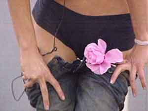 GF3: GAY, MA SOLO PER GIOCO - gf3 06 02marianella - Gay.it Archivio
