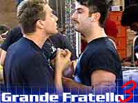 GF3: SFIORATA LA RISSA - gf3 12 2 - Gay.it Archivio