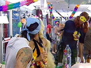 GF4: GIORNO 28 - gf4 18 2festa - Gay.it Archivio