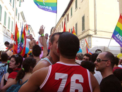IL PRIDE CONQUISTA GROSSETO - grpride124 - Gay.it Archivio