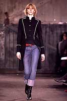 MODA: SFILA LA "UOMA" - hannelore 2 - Gay.it Archivio