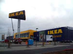 DIVERSI IN AZIENDA - ikea sesto - Gay.it Archivio
