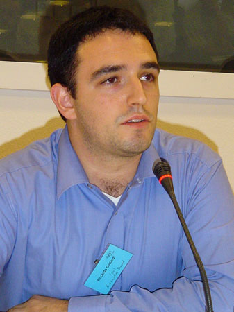 POLONIA: LA POLIZIA PICCHIA I GAY - ilga boedapest 2004 371 - Gay.it Archivio