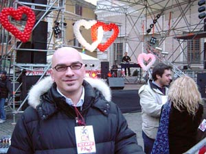 Gay e lesbiche in piazza il 20 ottobre: ecco i perché - kiss2pacs mancuso - Gay.it Archivio